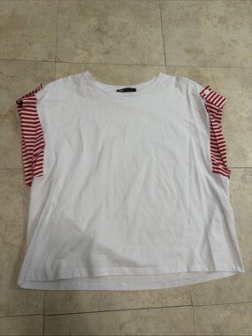 Zara White Tee with Red Striped Sleeve Accents